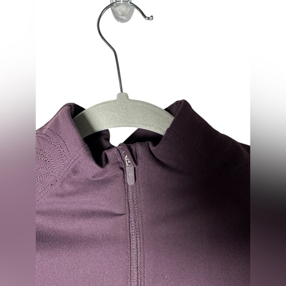 Lululemon Toasty Tech Half Zip Pullover Black Cherry Size 4 - Picture 6 of 9
